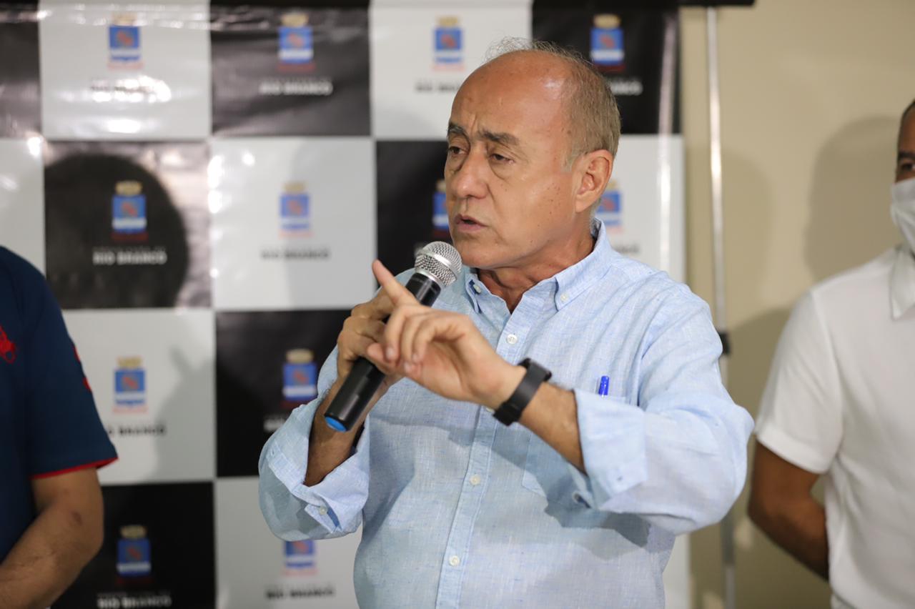 Bocalom afirma que Prefeitura irá à Justiça para reaver recursos repassados para as empresas de ônibus